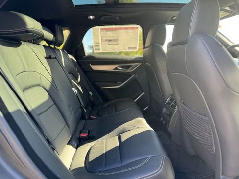 New 2026 Jaguar F-PACE R-Dynamic S image 19