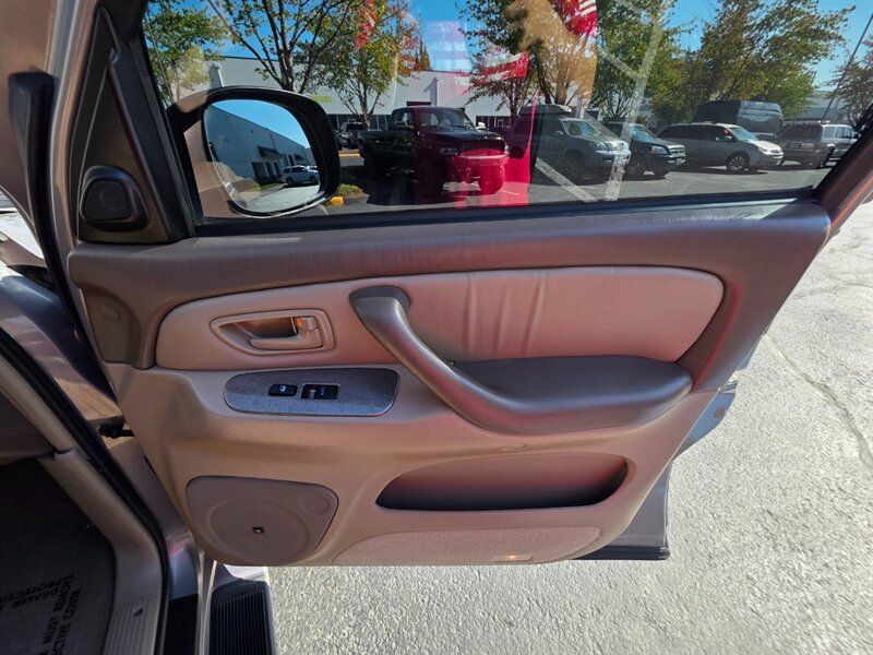 Used 2002 Toyota Sequoia Limited AWD/4WD image 50