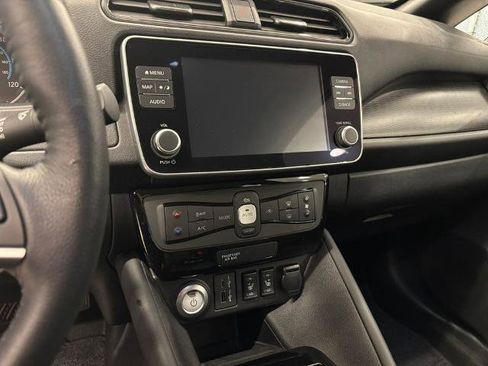 Certified 2023 Nissan Leaf SV Plus image 19
