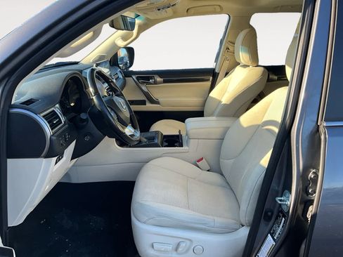 Used 2023 Lexus GX 460 Premium image 10