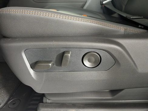 New 2026 GMC Sierra 3500 AT4 w/ AT4 Premium Plus Package image 19