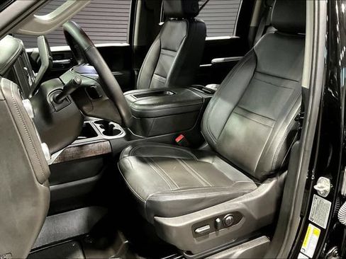 Used 2022 GMC Sierra 2500 Denali w/ Denali Black Diamond Edition AWD/4WD image 21