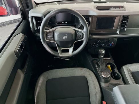 Used 2023 Ford Bronco 4-Door AWD/4WD image 10
