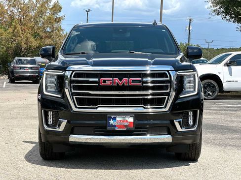 Used 2023 GMC Yukon SLT AWD/4WD image 10