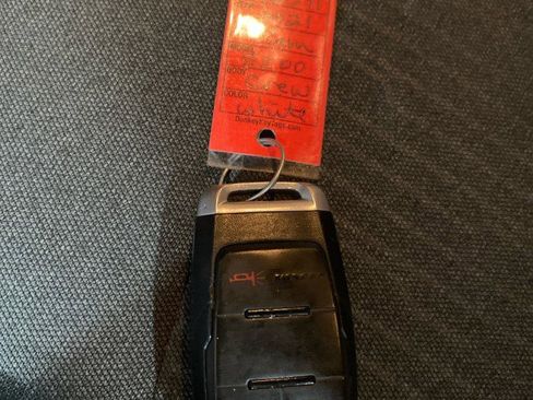 Used 2021 RAM 5500 Tradesman w/ Chrome Appearance Group image 33