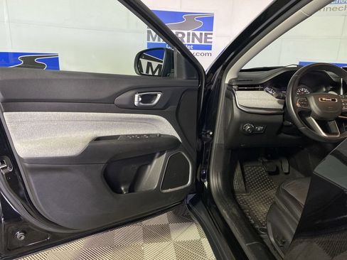 Used 2022 Jeep Compass Latitude AWD/4WD image 27
