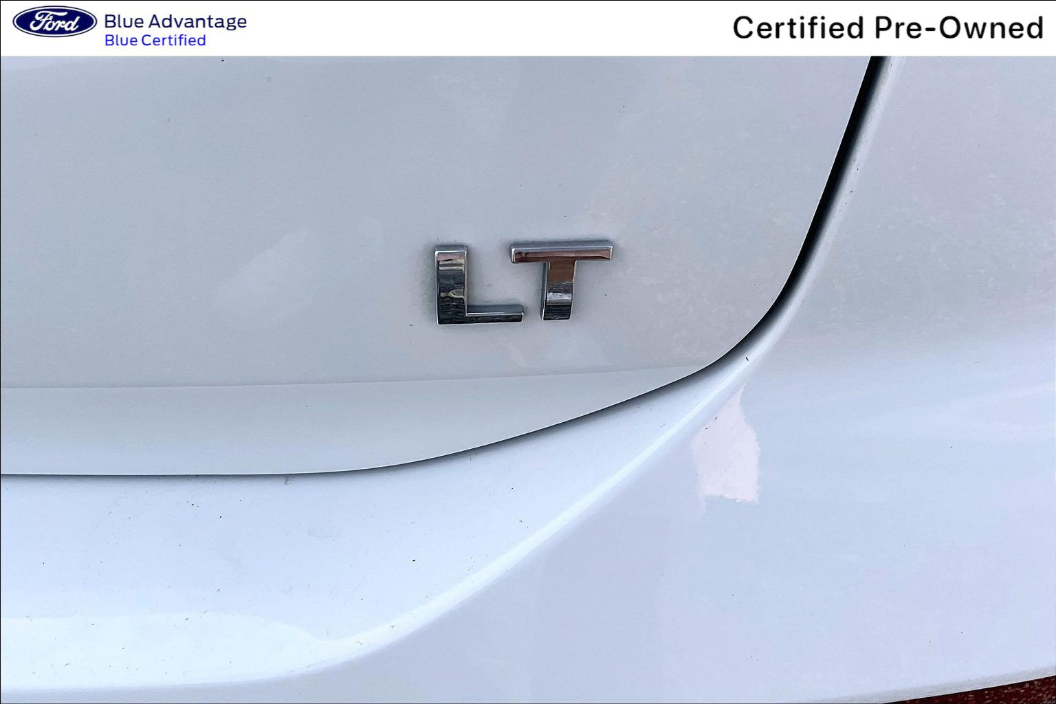 Used 2018 Chevrolet Equinox LT FWD image 8