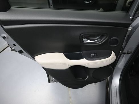Used 2024 Honda HR-V EX-L image 26