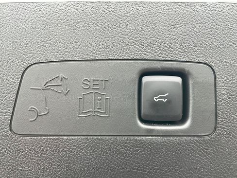 Used 2025 Lincoln Corsair Reserve AWD/4WD image 31