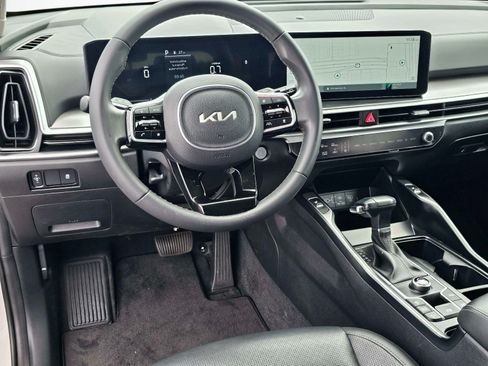Used 2024 Kia Sorento S w/ Panoramic Sunroof Package FWD image 34