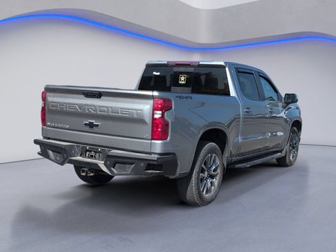 Used 2025 Chevrolet Silverado 1500 LT AWD/4WD image 3