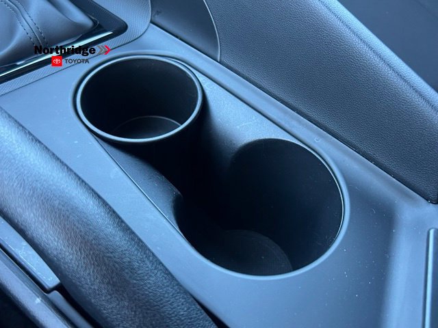 Used 2026 Hyundai Elantra Sport FWD image 27