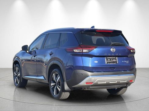 Used 2023 Nissan Rogue Platinum AWD/4WD image 3
