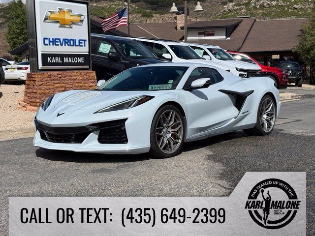 Used 2024 Chevrolet Corvette Z06 w/ Stealth Interior Trim Package RWD image 1