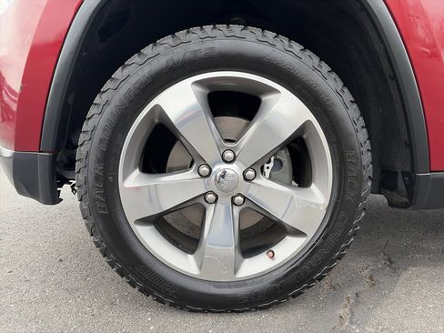 Used 2014 Jeep Grand Cherokee Limited image 11