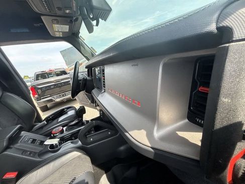 Used 2024 Ford Bronco Raptor image 23