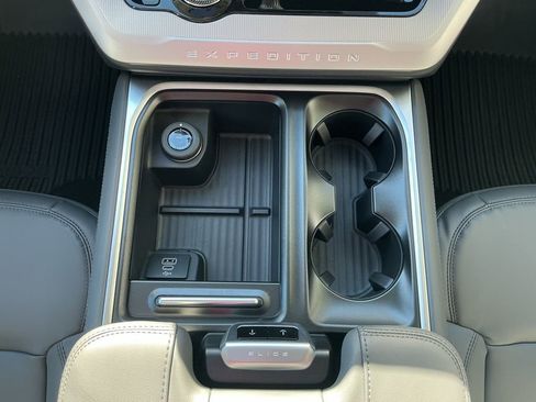 New 2026 Ford Expedition Max Active image 16