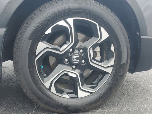 Used 2019 Honda CR-V Touring image 7