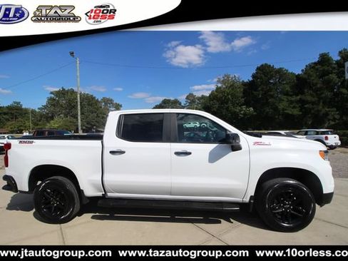 Used 2023 Chevrolet Silverado 1500 LT Trail Boss w/ Protection Package AWD/4WD image 9