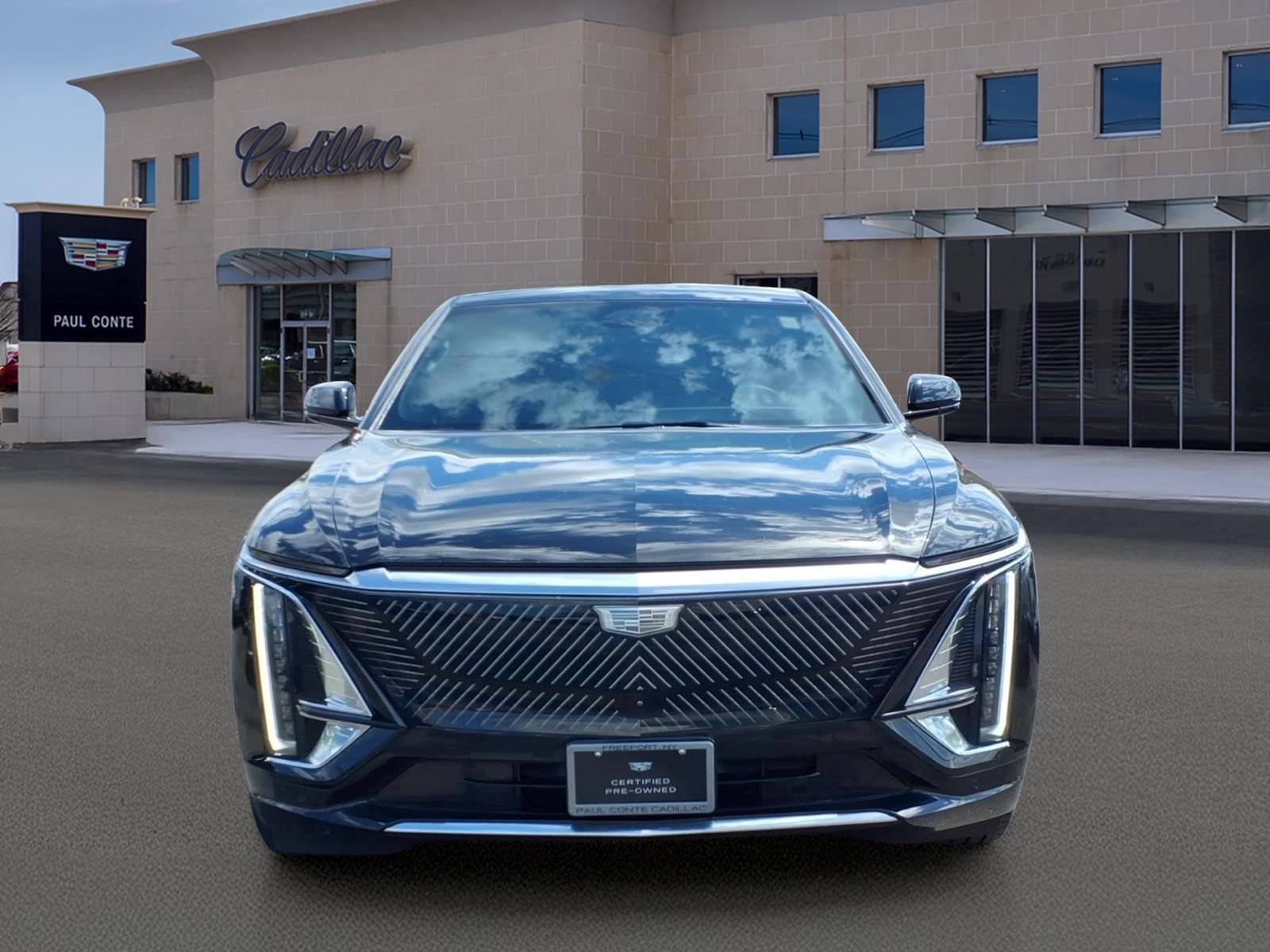 Certified 2024 Cadillac Lyriq Luxury w/ LPO, Floor Liner Package AWD/4WD image 2