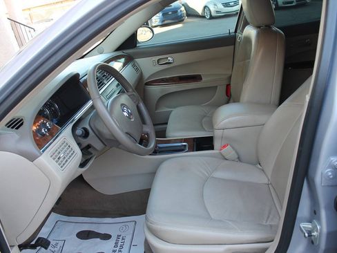Used 2005 Buick LaCrosse CXL w/ Gold Convenience Package FWD image 24