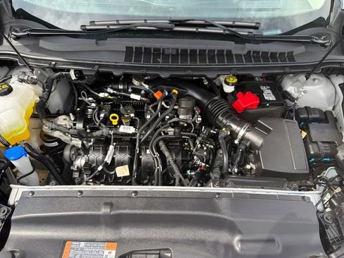 Used 2024 Ford Edge Titanium image 23