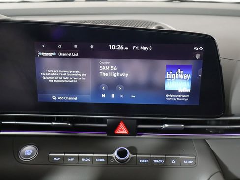 Used 2024 Hyundai Elantra SEL FWD image 40