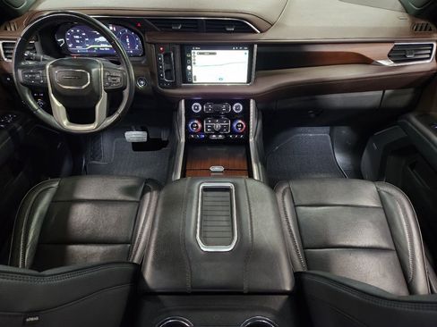 Used 2022 GMC Yukon Denali RWD image 47