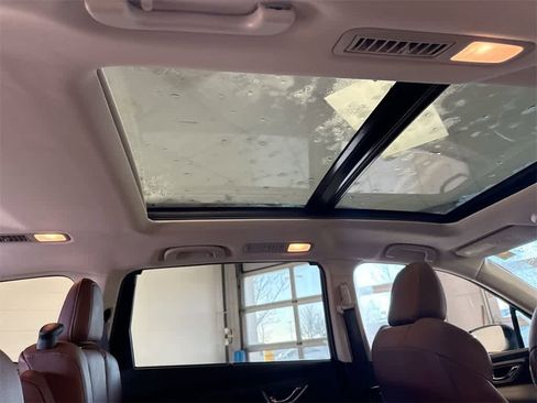 Used 2019 Subaru Ascent Touring w/ Popular Package #2 image 23