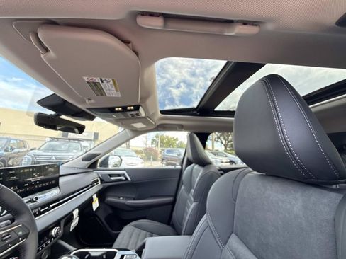New 2026 Mitsubishi Outlander SE FWD image 19