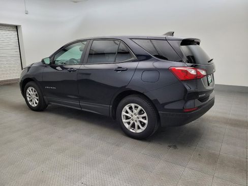 Used 2021 Chevrolet Equinox LS AWD/4WD image 3