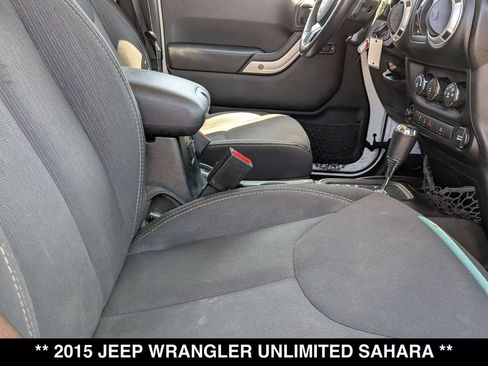 Used 2015 Jeep Wrangler Unlimited Sahara AWD/4WD image 25