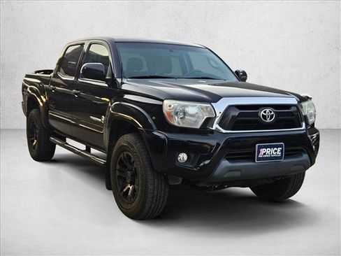 Used 2015 Toyota Tacoma PreRunner w/ SR5 Package image 3