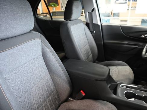 Used 2022 Chevrolet Equinox LT FWD image 8