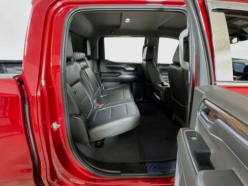 Used 2022 GMC Sierra 1500 SLT AWD/4WD image 26