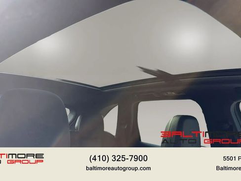 Used 2017 Porsche Cayenne Platinum Edition AWD/4WD image 29