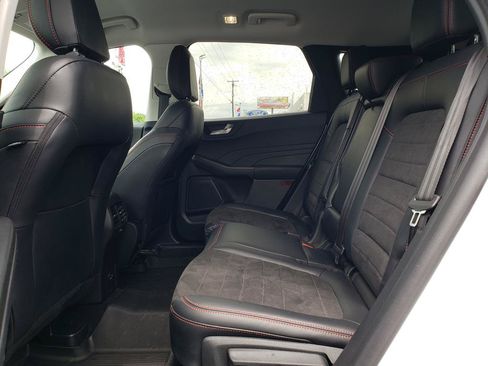 Used 2022 Ford Escape SEL w/ SEL Stealth AWD Package image 11
