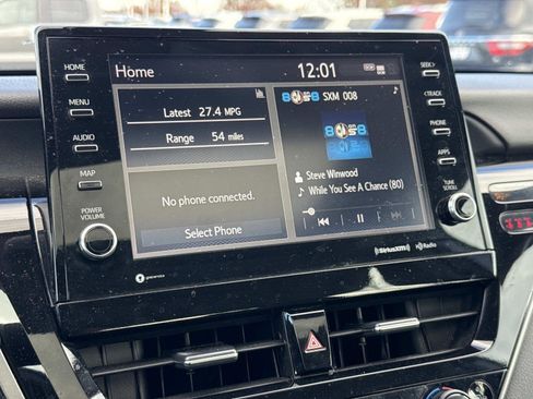 Used 2024 Toyota Camry SE image 10