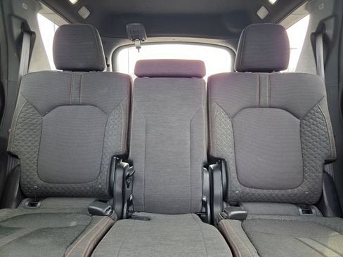 Used 2023 Honda Pilot Sport image 10