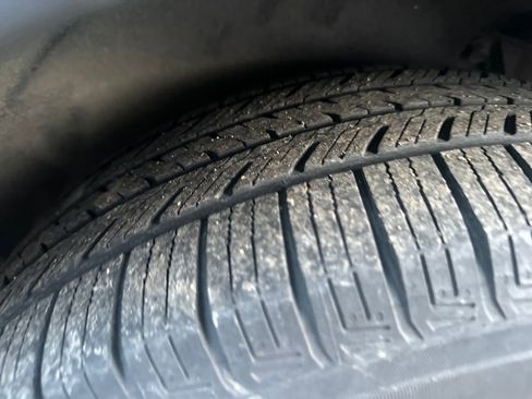 Used 2016 Kia Sorento LX w/ LX Convenience Package image 18