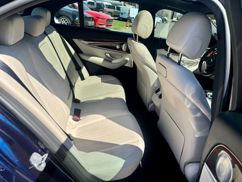 Used 2018 Mercedes-Benz E 300 4MATIC image 16