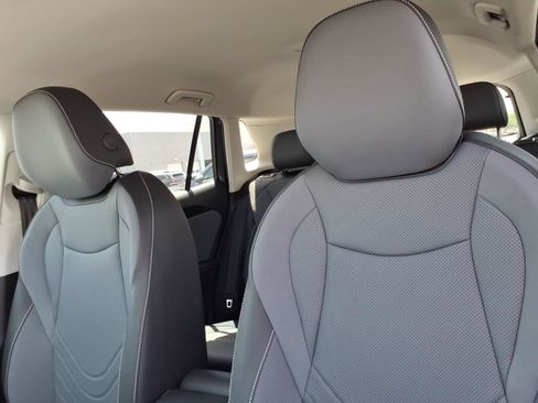 New 2026 Volkswagen Tiguan SE AWD/4WD image 12