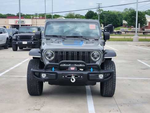 Used 2023 Jeep Wrangler Unlimited Rubicon 4xe AWD/4WD image 6