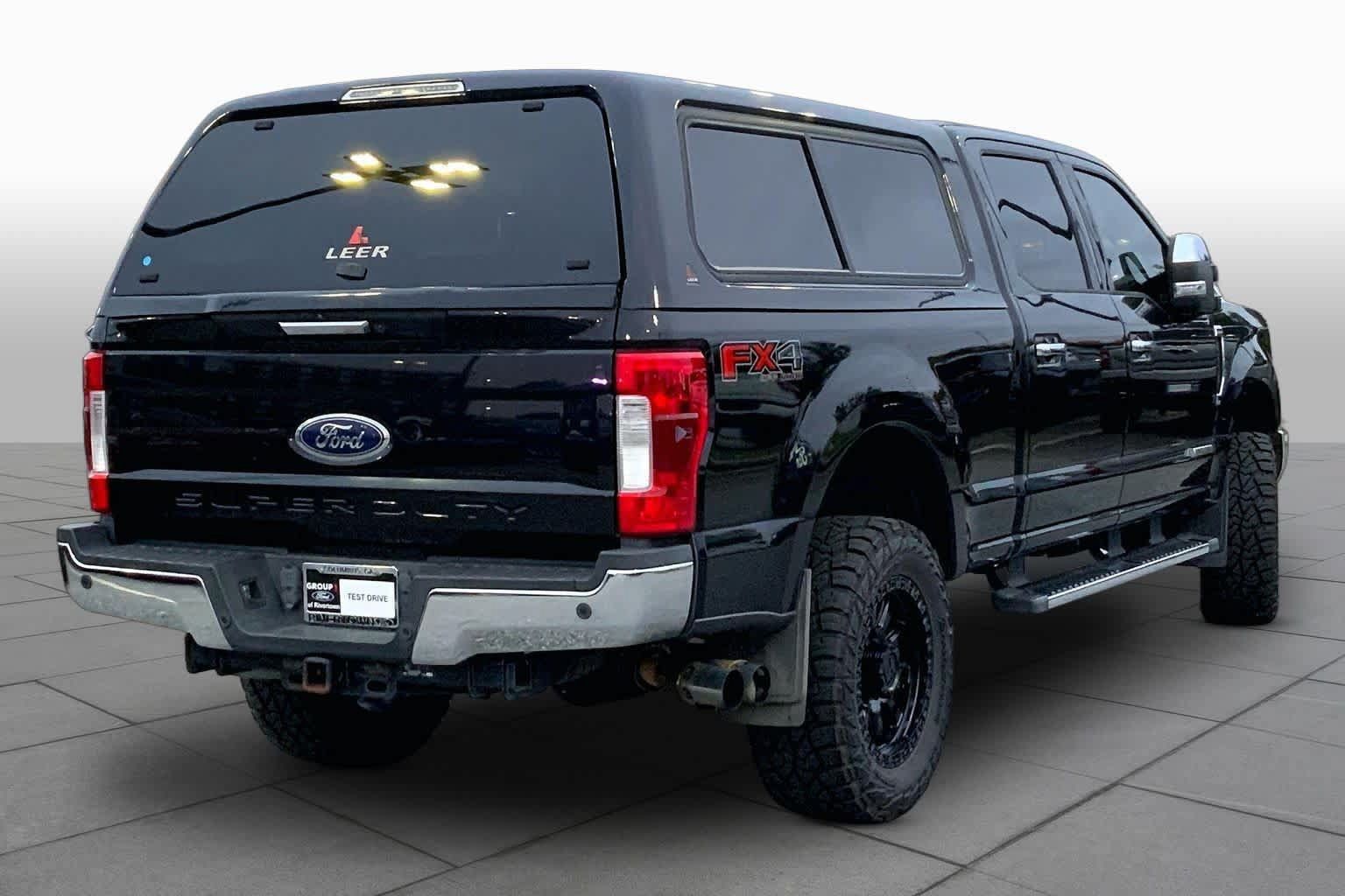 Used 2018 Ford F250 Lariat w/ Chrome Package AWD/4WD image 12