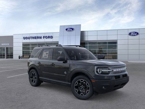 New 2025 Ford Bronco Sport Outer Banks image 8
