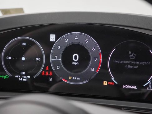 Certified 2025 Porsche Cayenne Coupe AWD/4WD image 26