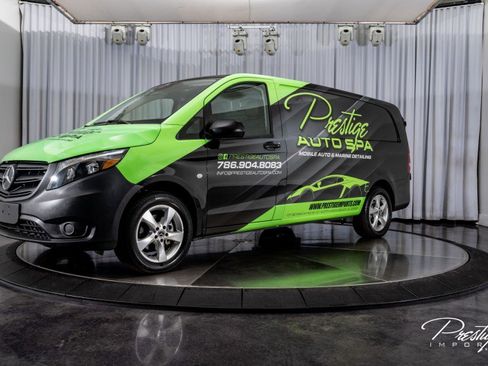 Used 2022 Mercedes-Benz Metris image 6