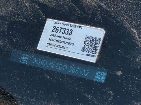 New 2026 GMC Terrain Elevation w/ Technology Package II FWD image 31