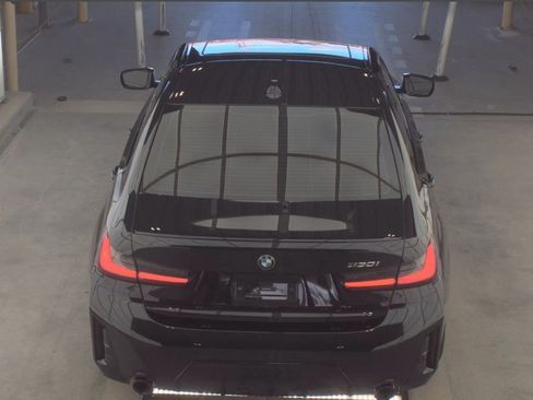 Used 2026 BMW 330i Sedan w/ M Sport Package image 5