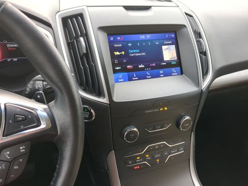 Used 2020 Ford Edge SEL w/ Convenience Package image 27